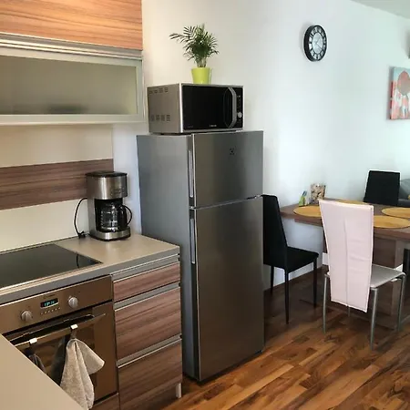 Dora Apartment