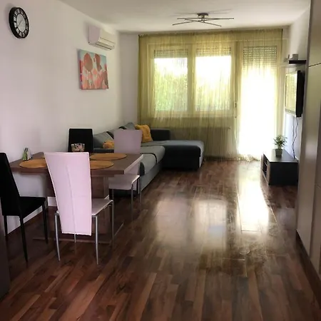 Dora Apartment Siofok