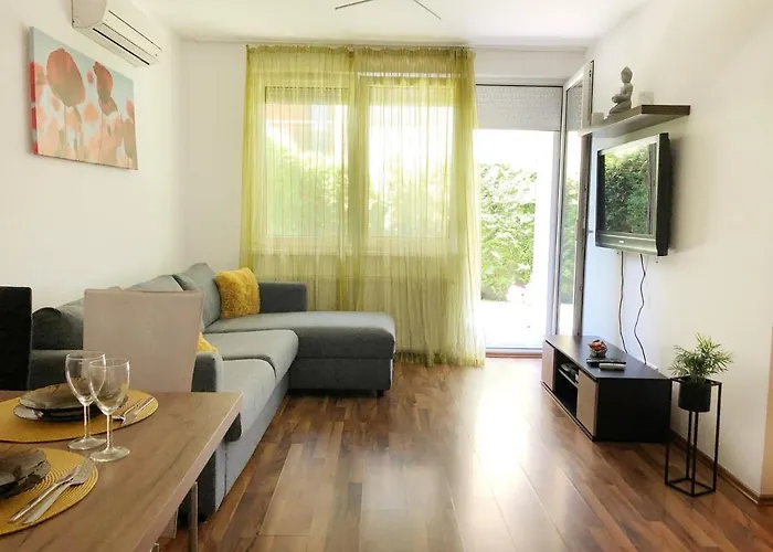 Apartment Dora
